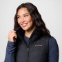 micro doudoune longue et sans manches  femme de la marque Columbia - détail col