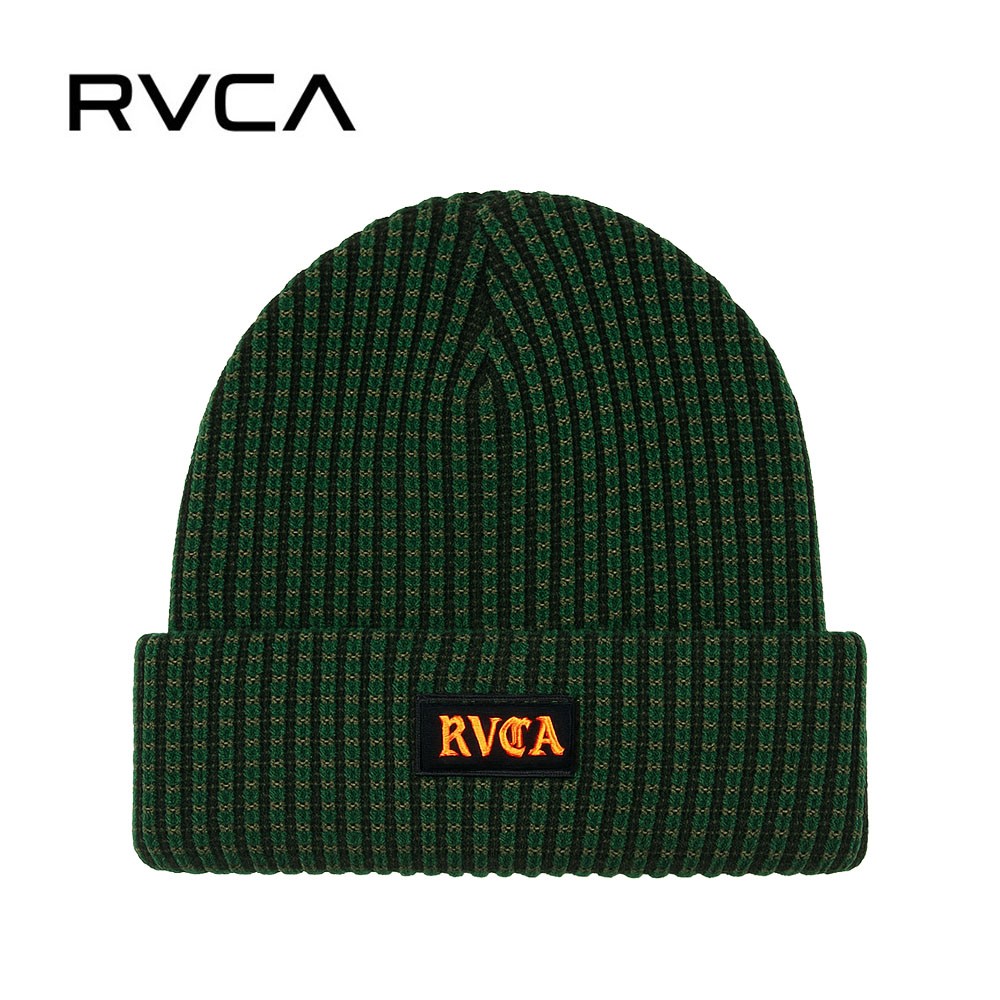 Bonnet streetwear pour le skate. image modifiée par l'IA