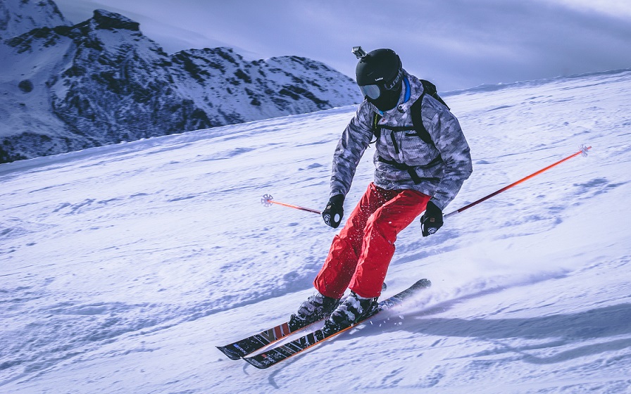 Quels vêtements de ski choisir ? Découvrez les conseils de Sport à tout  prix.